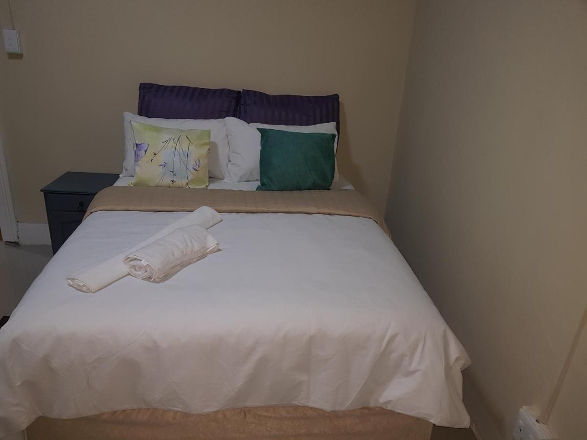 Helpful Lodge Cape Town Ngoại thất bức ảnh
